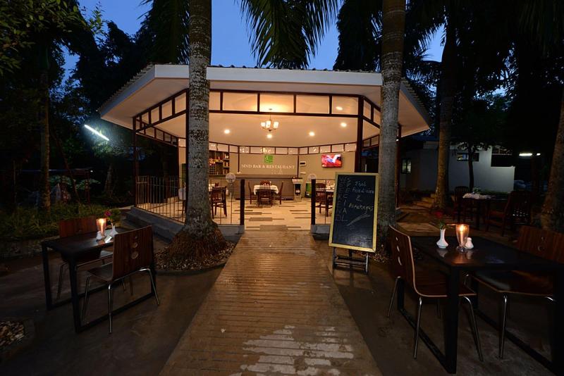 Min Nandar Garden Hotel image