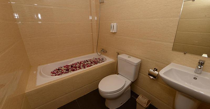 Min Nandar Garden Hotel image