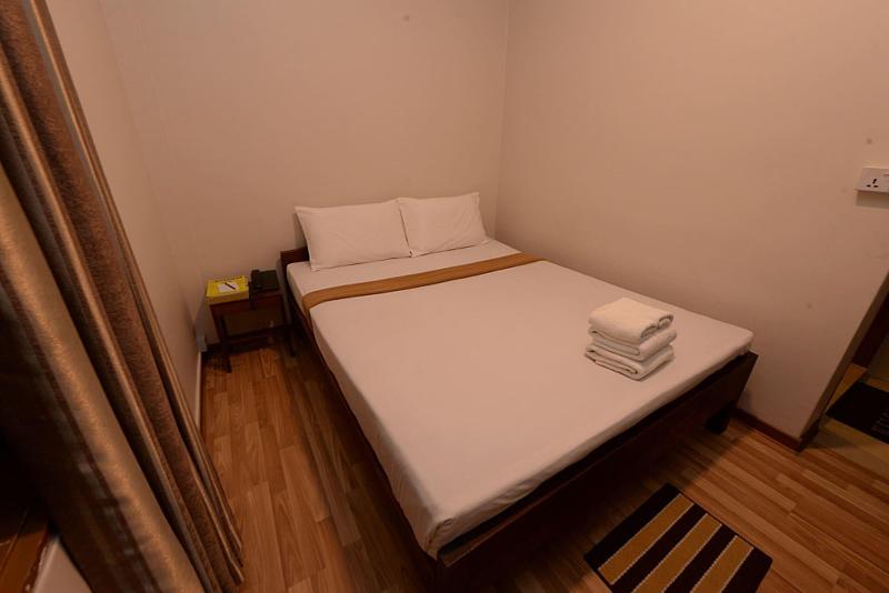 Min Nandar Garden Hotel image