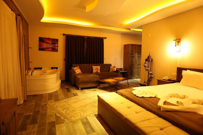 El Nazar Stone Suite image