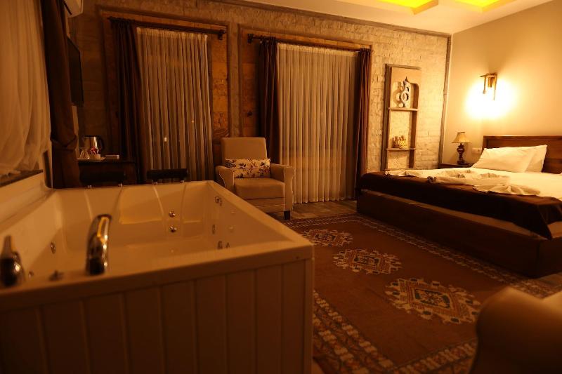 El Nazar Stone Suite image