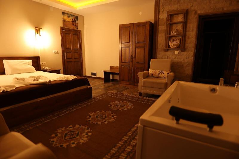 El Nazar Stone Suite image