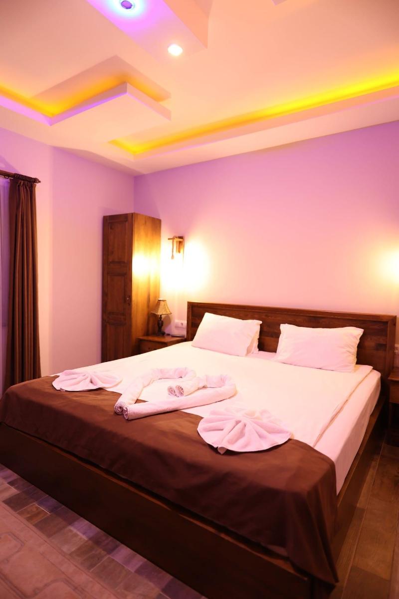 El Nazar Stone Suite image