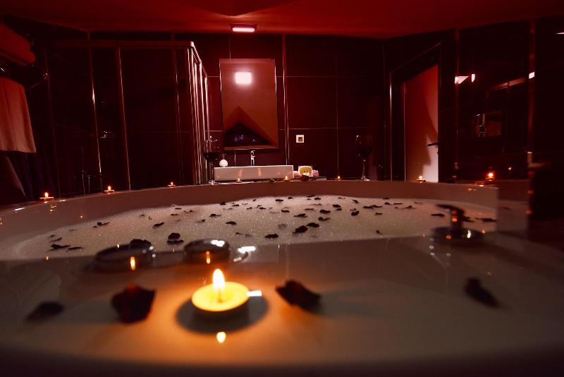 El Nazar Stone Suite image