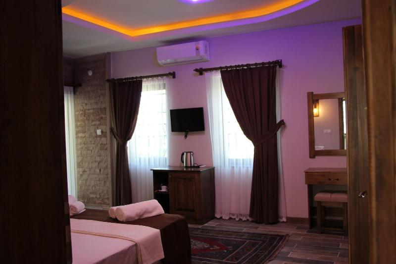 El Nazar Stone Suite image