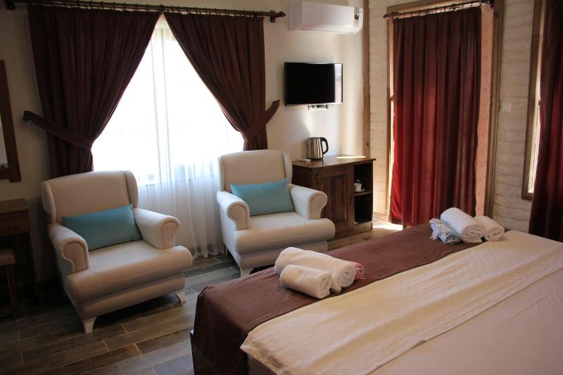 El Nazar Stone Suite image