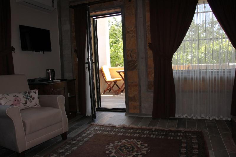 El Nazar Stone Suite image