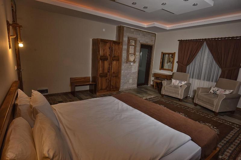 El Nazar Stone Suite image