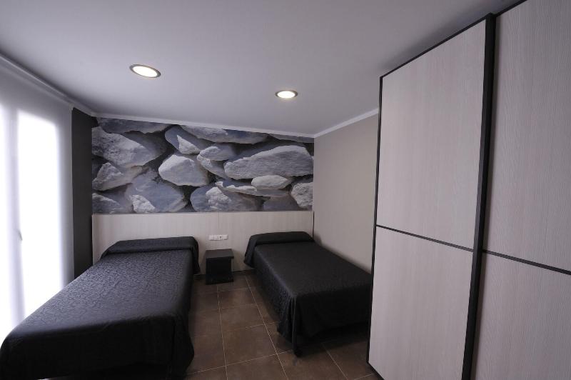 Aparthotel Meseguer image