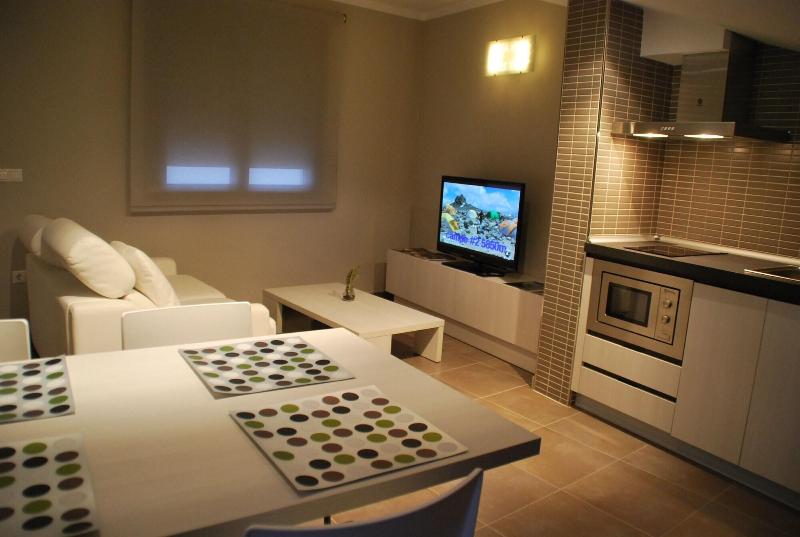 Aparthotel Meseguer image