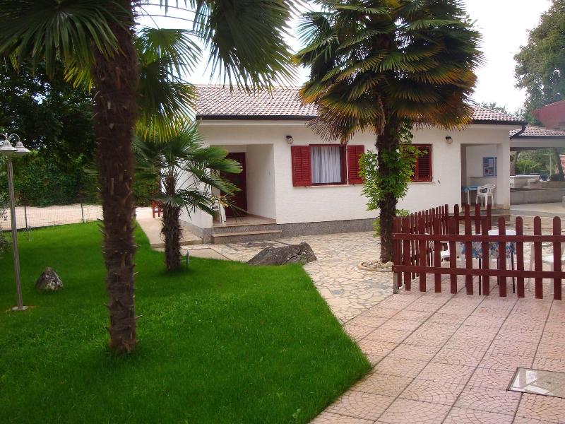 Felix Residence image
