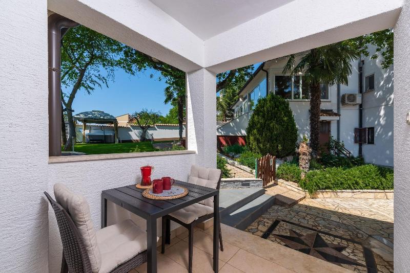 Felix Residence image