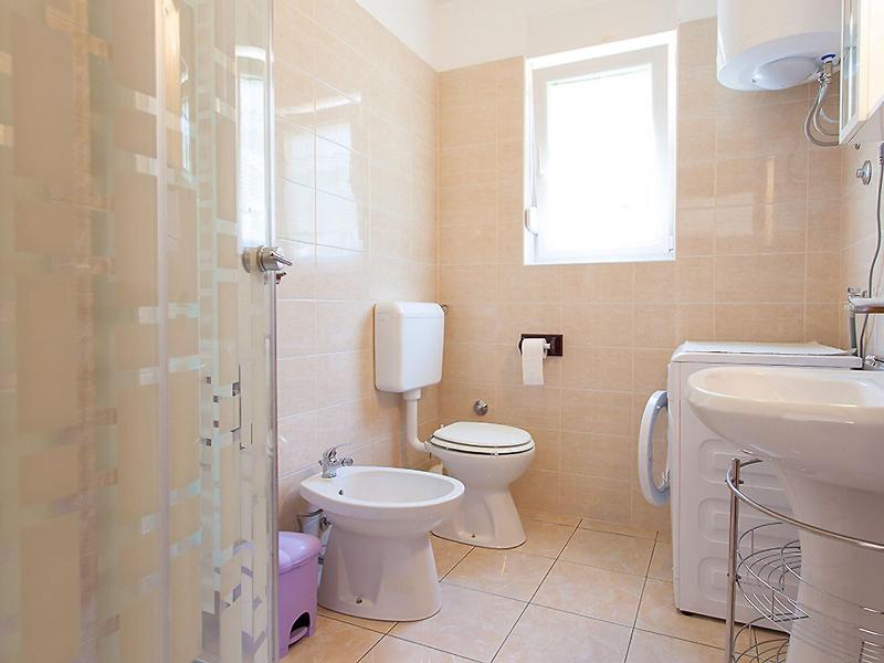 Felix Residence image