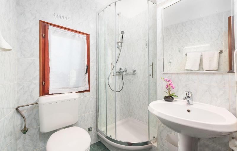 Felix Residence image