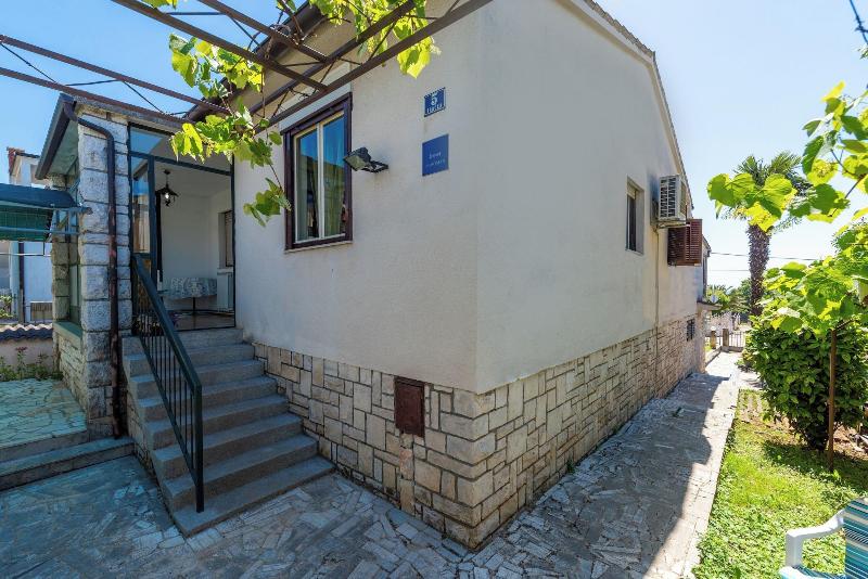 Felix Residence image