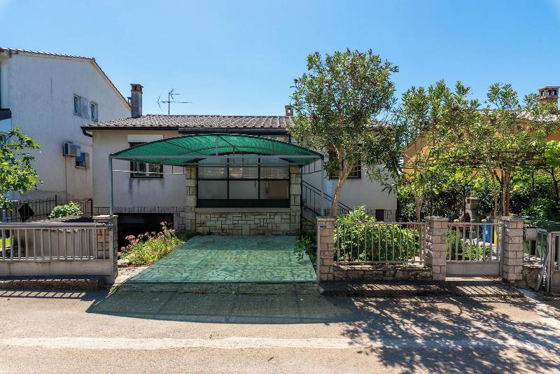 Felix Residence image