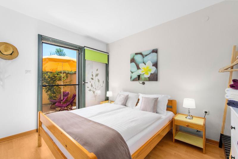 Felix Residence image