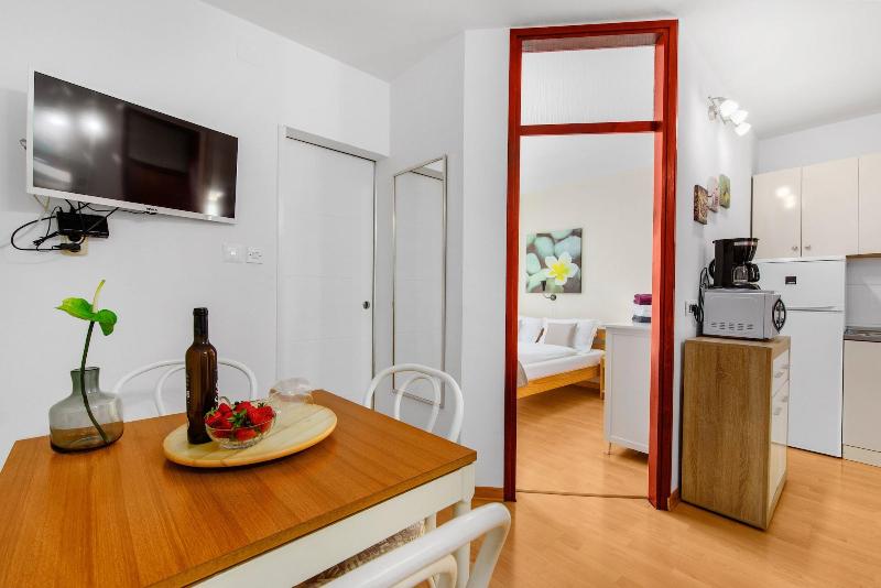 Felix Residence image