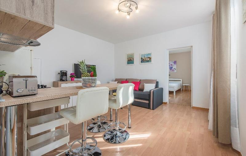 Felix Residence image