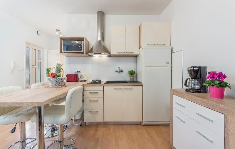 Felix Residence image