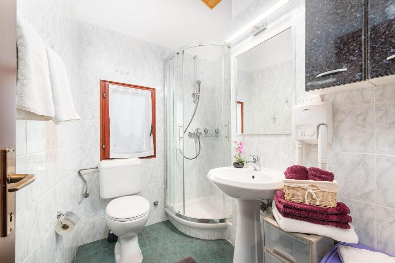 Felix Residence image
