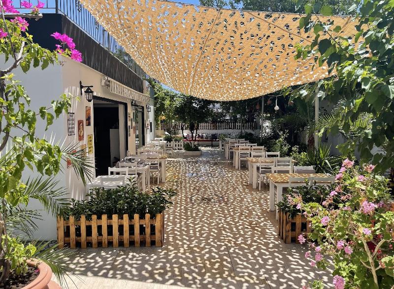 Esmana Otel image
