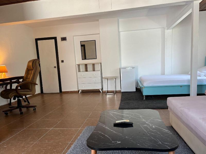 Esmana Otel image