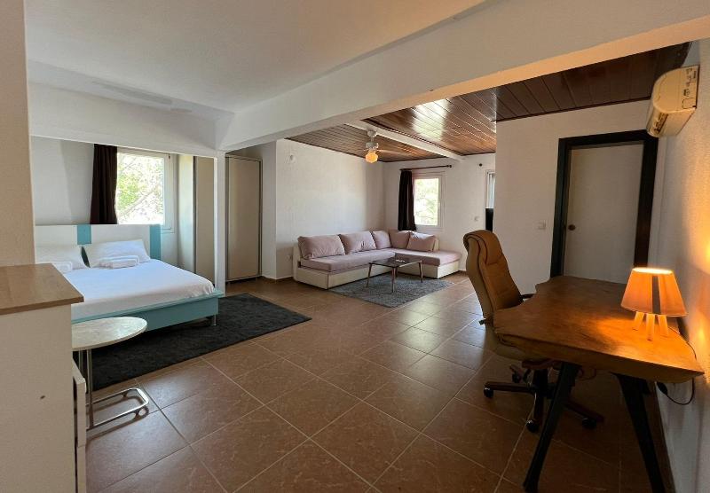 Esmana Otel image