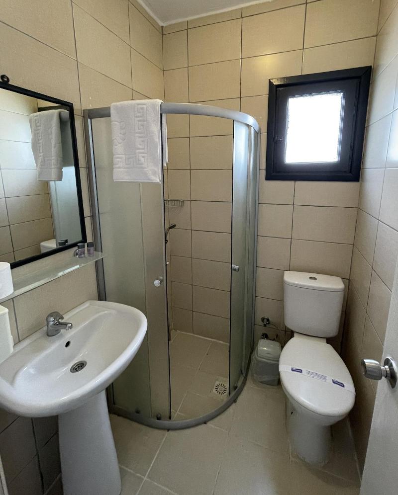 Esmana Otel image