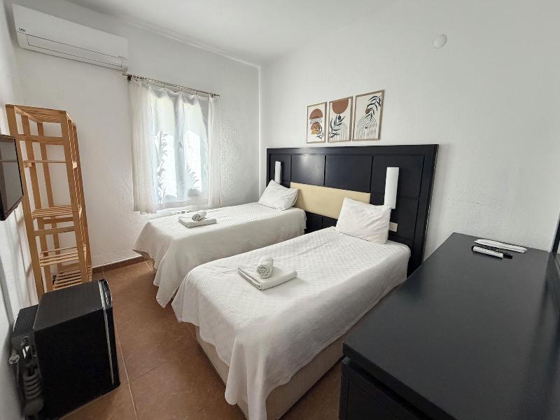 Esmana Otel image