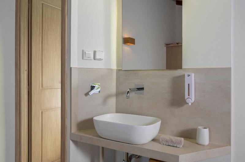 Pantanassa Villas image