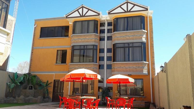 Las Tholas Hotel — exterior view
