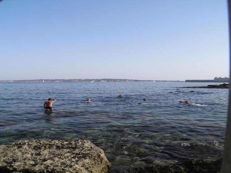 B B Siracusa image