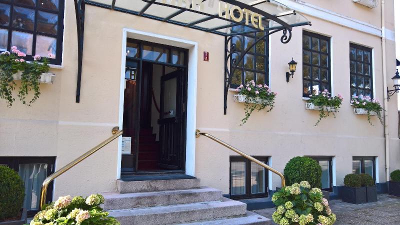 Park Hotel image
