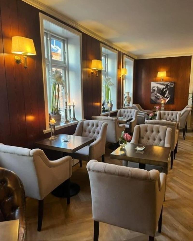 Park Hotel image