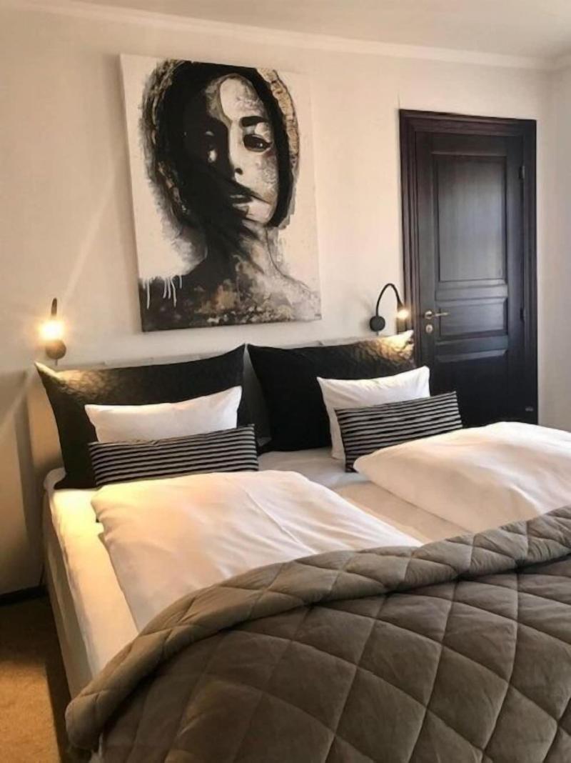 Park Hotel image