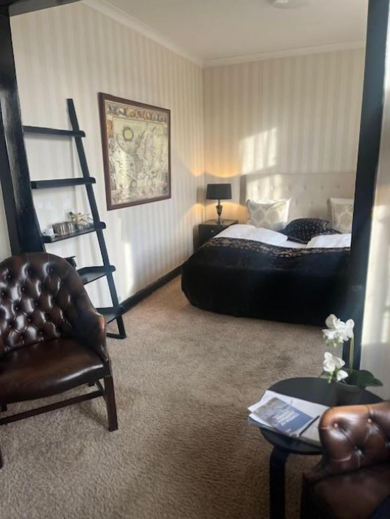 Park Hotel image