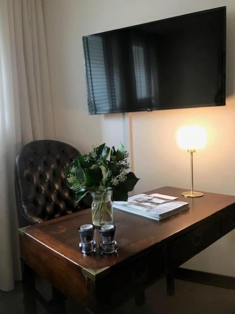 Park Hotel image