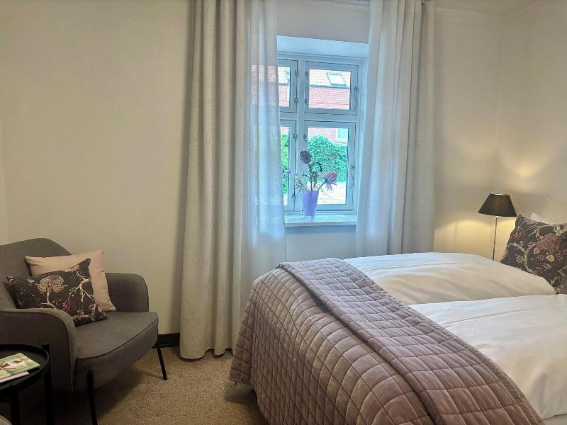 Park Hotel image