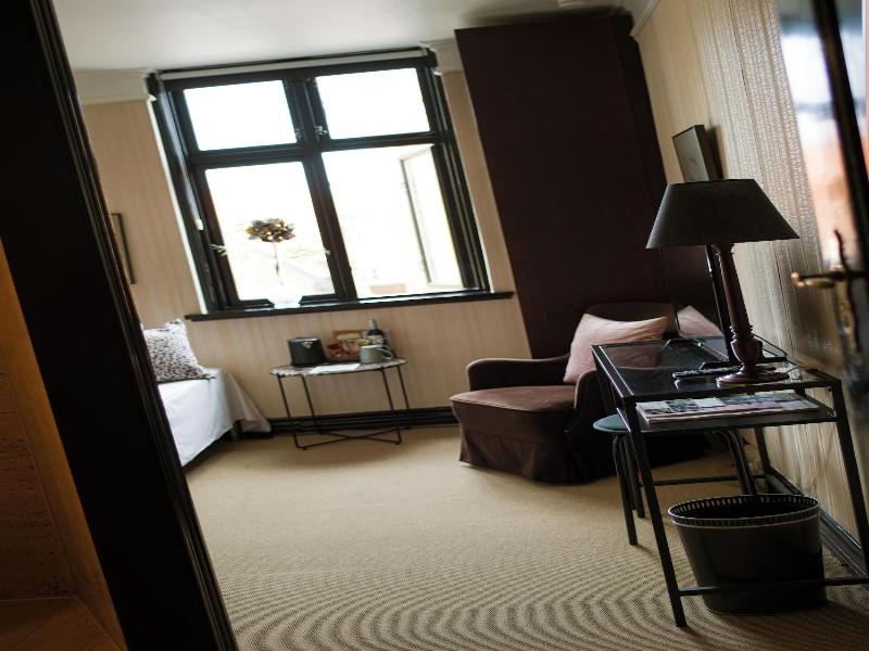 Park Hotel image