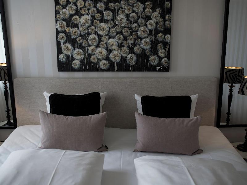 Park Hotel image