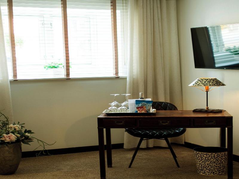 Park Hotel image