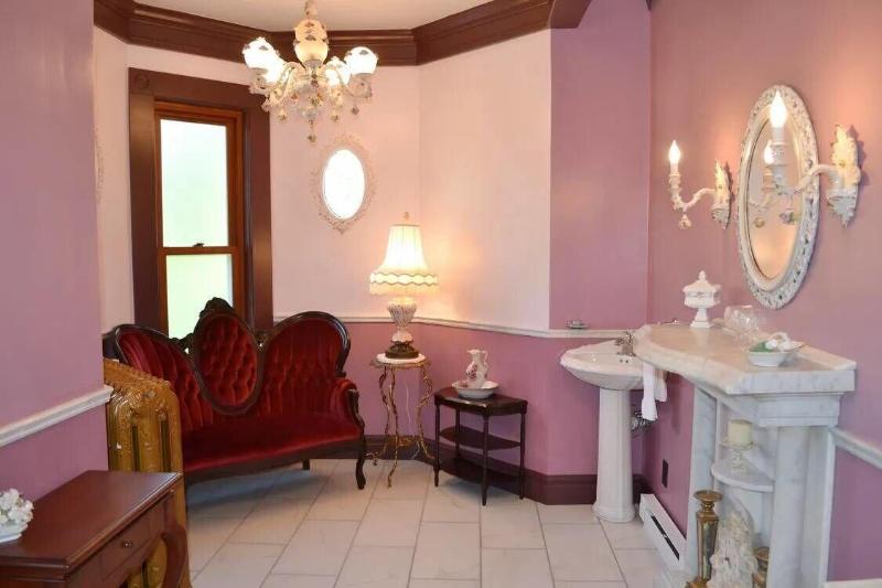 The Conner House B B image