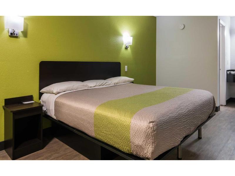 Motel 6 Irving - Loop 12 GA image