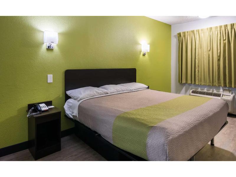 Motel 6 Irving - Loop 12 GA image