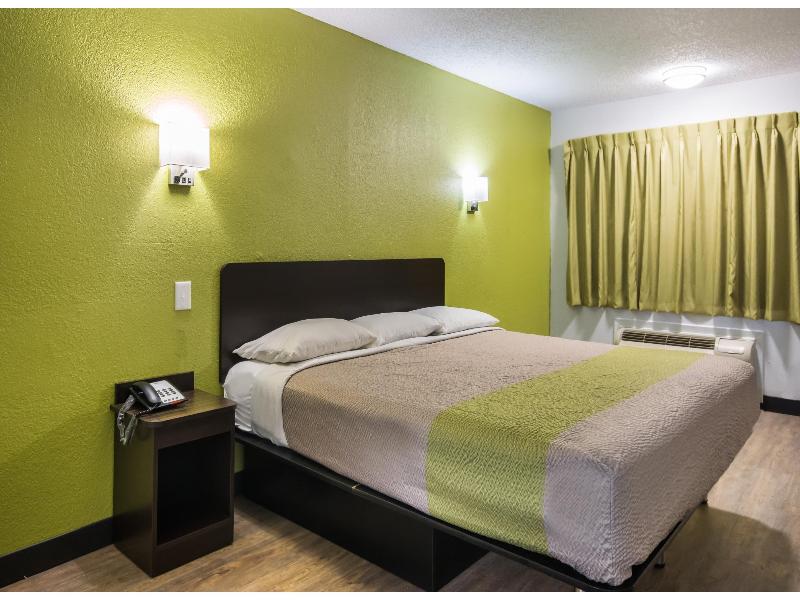 Motel 6 Irving - Loop 12 GA image