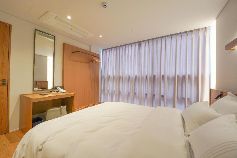 Hotel Ground27 image