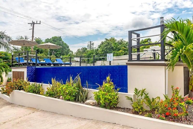 Nianna Coral Bay Splendid Townhouse 4 image