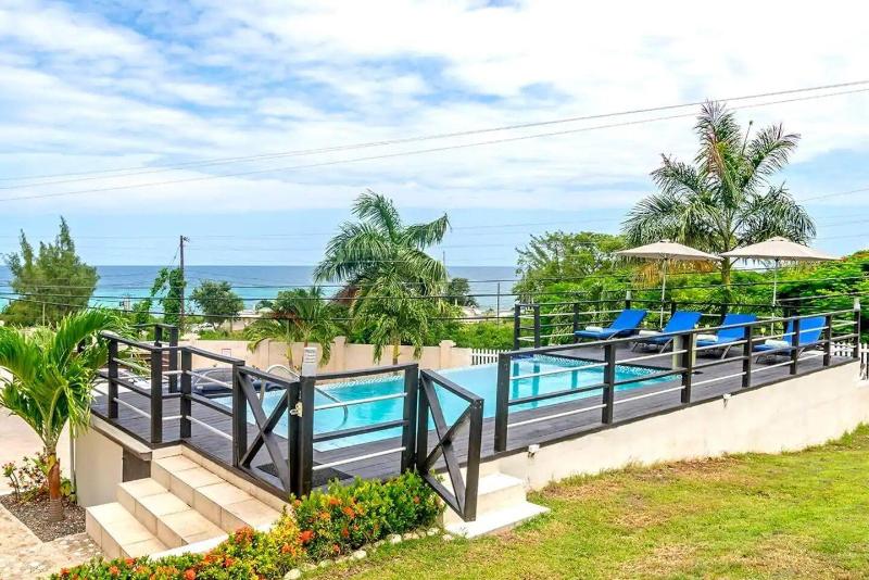 Nianna Coral Bay Splendid Townhouse 4 image