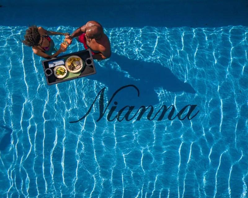 Nianna Coral Bay Splendid Townhouse 4 image